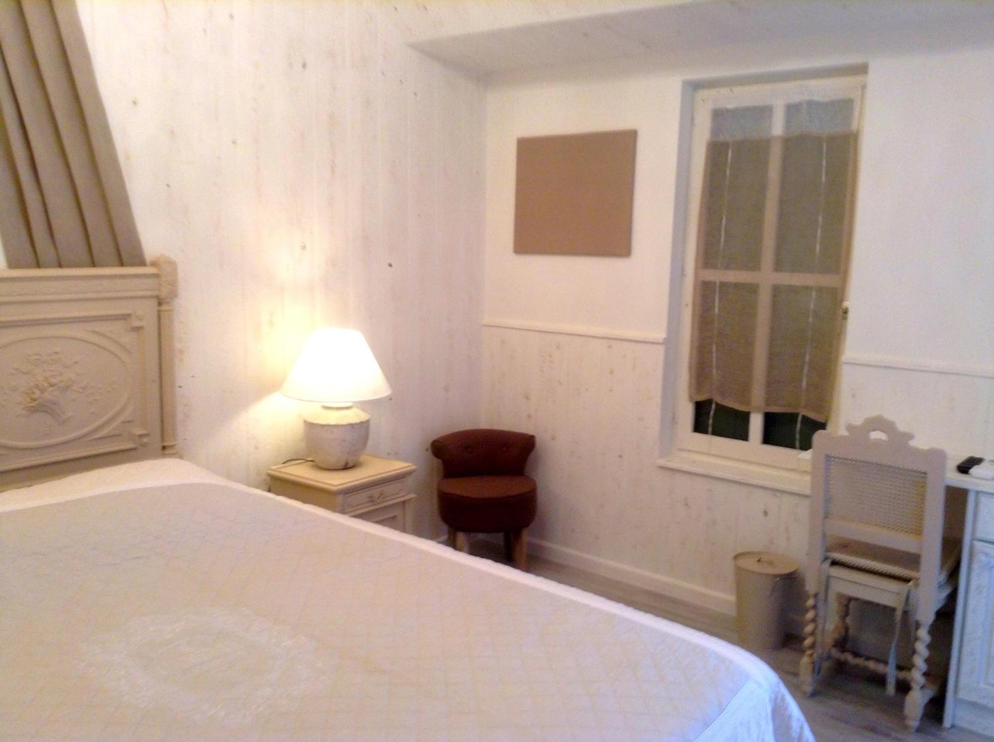 B&B Silentium Tielt Rum bild