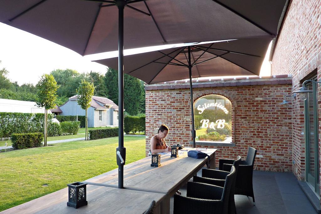 B&B Silentium Tielt Exteriör bild
