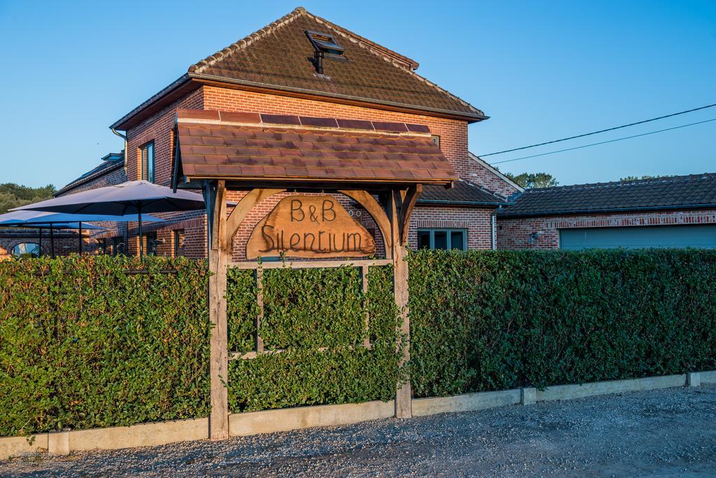 B&B Silentium Tielt Exteriör bild